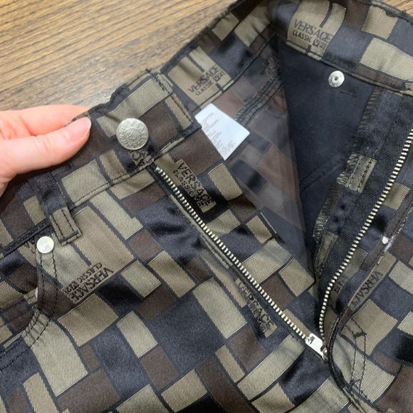 Like New Versace Vintage Women’s High Rise Pants Size 24 Made in Italy - Picture 6 of 10